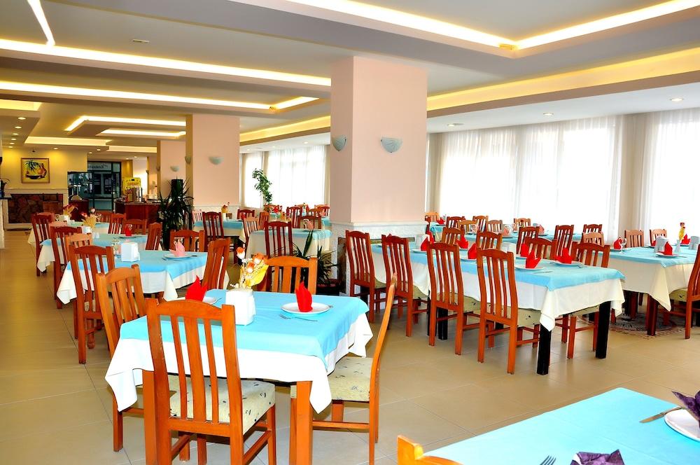 Cinar Family Suite Hotel Side 3* Side